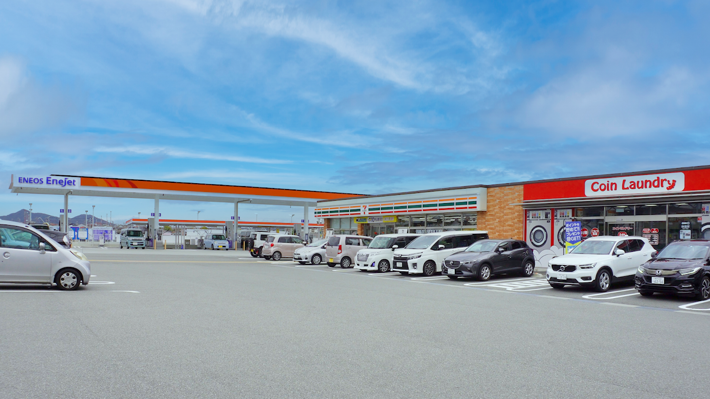 神戸学園南インターSSコインランドリー | コイン機器・業務用洗濯機/乾燥機 | アクア株式会社（AQUA）